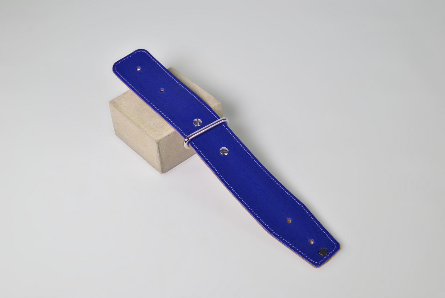 CONNECTOR COBALT BLUE